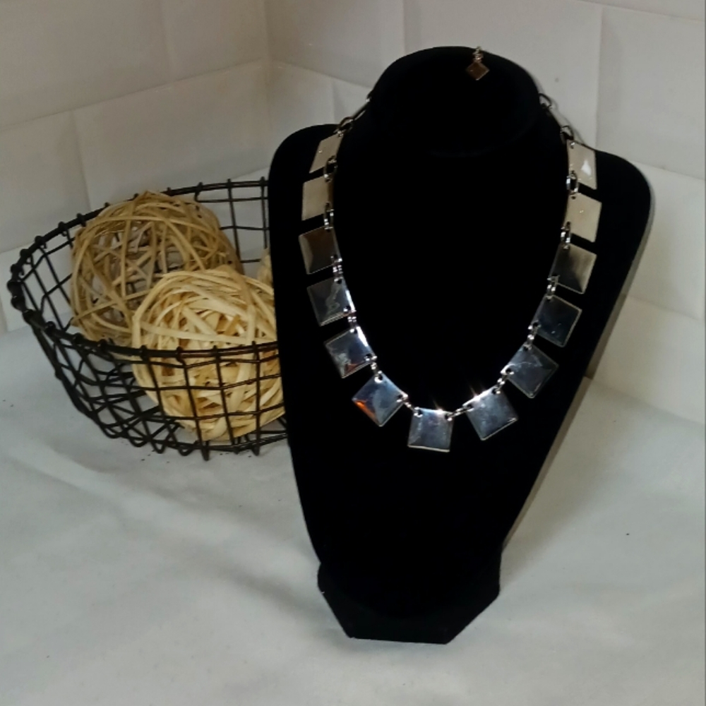 Christian Siriano NWT  Women's Silver Necklace with extender